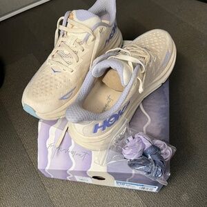 Hoka One One Clifton 9 FP movement eggnog 6.5